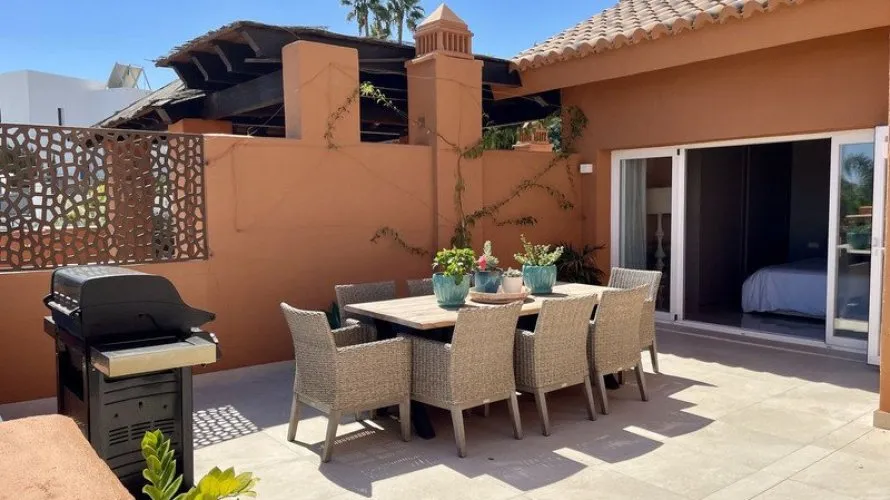 3 bedrooms apartment for sale , Nueva Andalucia, Spain No. 361 № 5