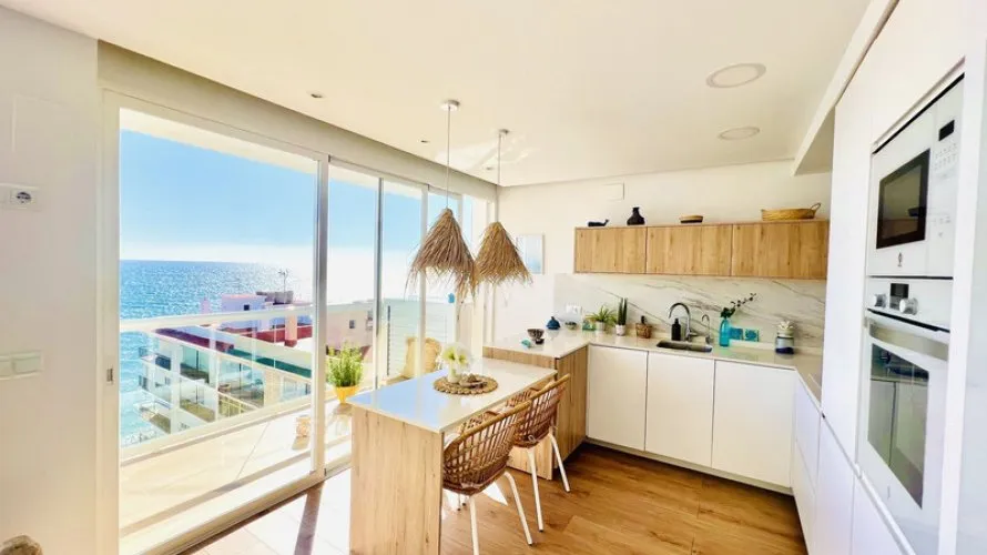 2 bedrooms penthouse for sale , Mijas Costa, Spain No. 570 № 3