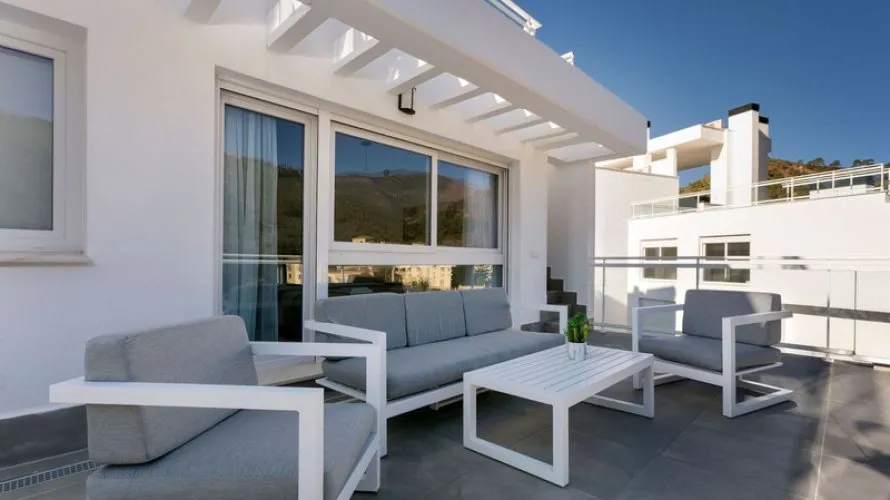 3 bedrooms duplex for sale , Benahavis, Spain No. 670 № 7