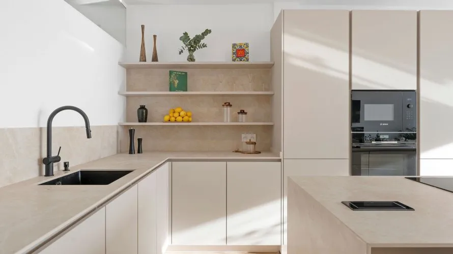 4 bedrooms apartment for sale , Marbella, Spain No. 344 № 3