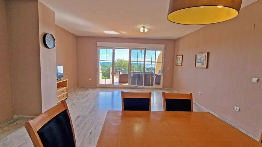 3 bedrooms apartment for sale , Marbella, Spain No. 623 № 14