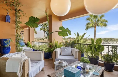 2 bedrooms apartment for sale , Estepona, Spain No. 520