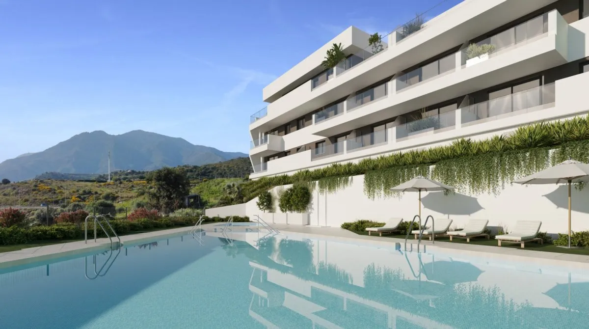 4 bedrooms apartment for sale , Estepona, Spain No. 369