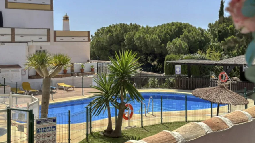 2 bedrooms apartment for sale , Mijas Costa, Spain No. 763 № 11