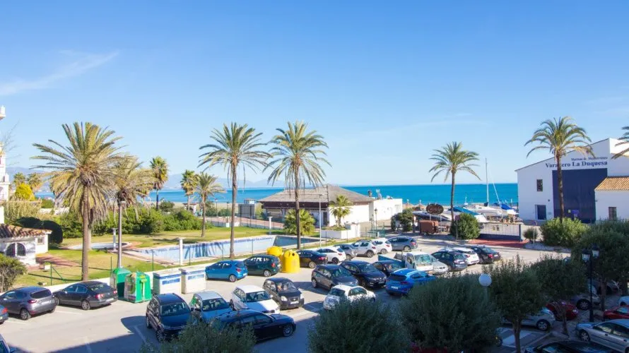 2 bedrooms apartment for sale , Manilva, Spain No. 659 № 11