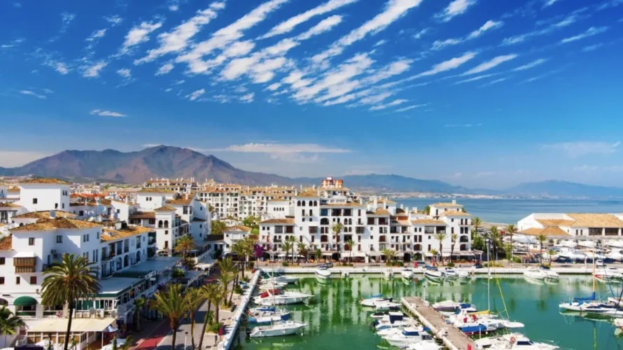 2 bedrooms apartment for sale , Manilva, Spain No. 705 № 9