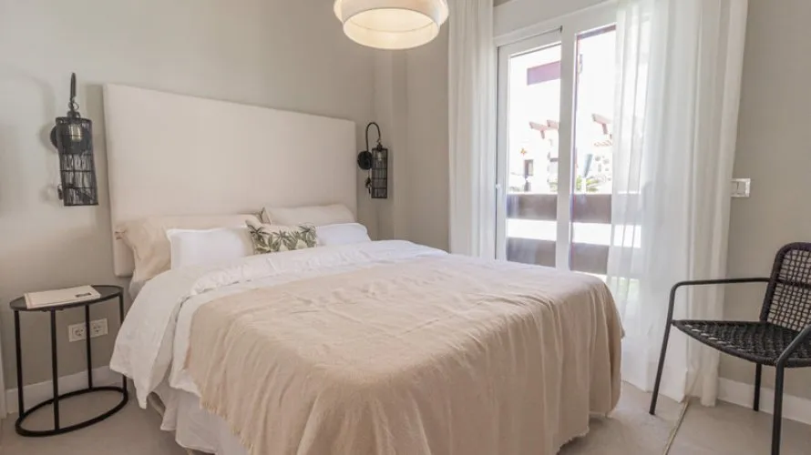 3 bedrooms apartment for sale , Nueva Andalucia, Spain No. 263 № 13