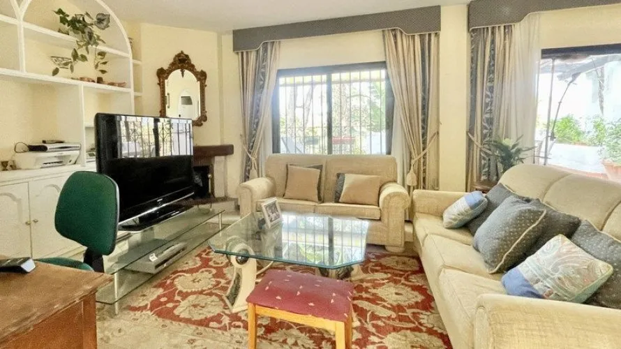 2 bedrooms duplex for sale , Marbella, Spain No. 613 № 17