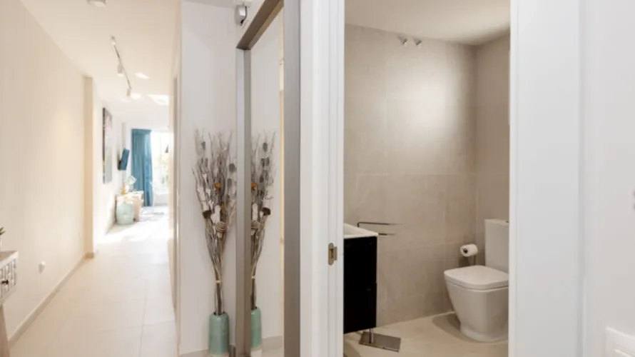 2 bedrooms apartment for sale , Nueva Andalucia, Spain No. 799 № 13