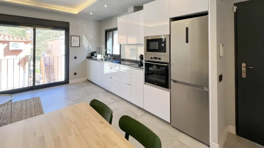 2 bedrooms apartment for sale , Benahavis, Spain No. 493