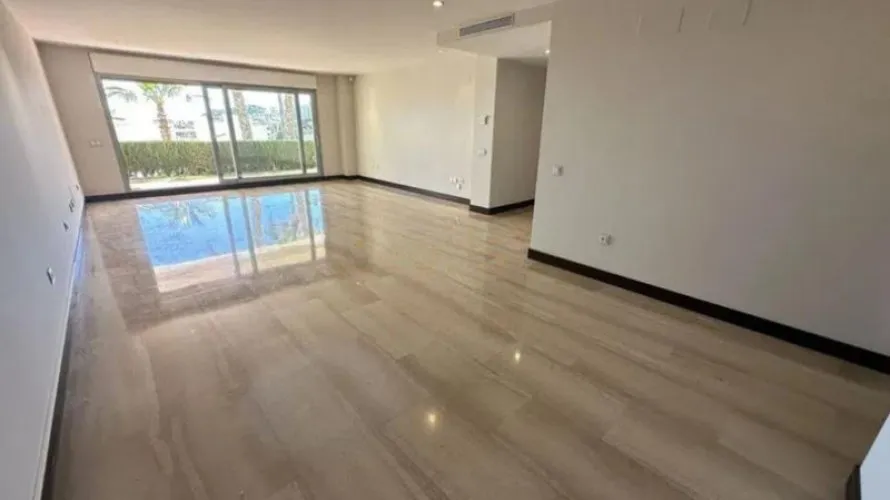 2 bedrooms apartment for sale , Marbella, Spain No. 614 № 8