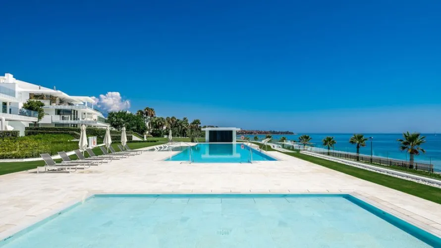 4 bedrooms penthouse for sale , Estepona, Spain No. 303 № 4