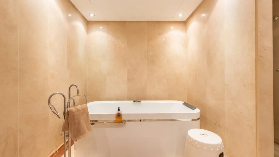 3 bedrooms duplex for sale , Estepona, Spain No. 243 № 4