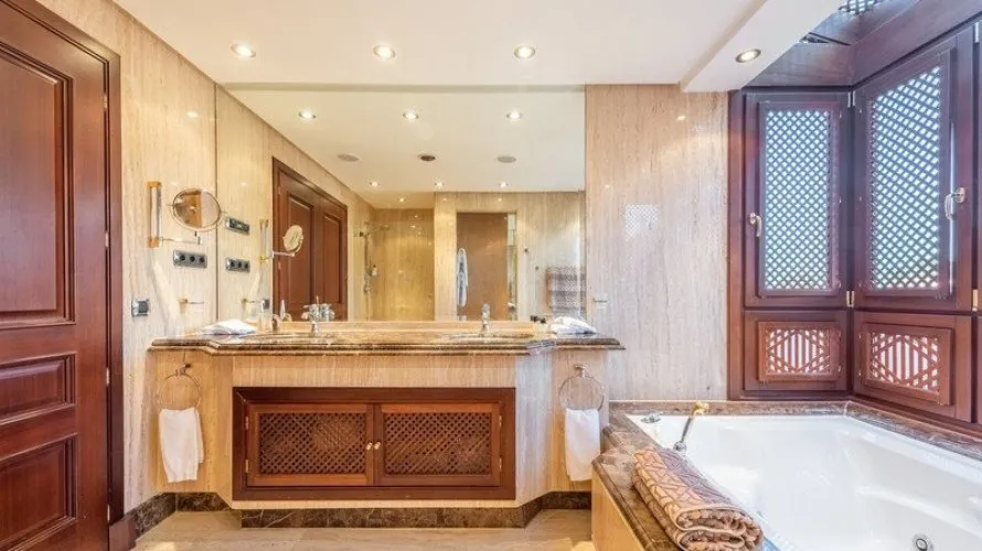 3 bedrooms duplex for sale , Estepona, Spain No. 244 № 11