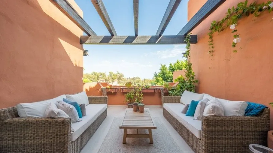 3 bedrooms apartment for sale , Nueva Andalucia, Spain No. 361 № 19