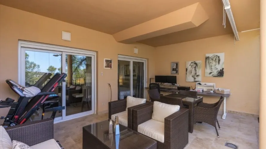 3 bedrooms apartment for sale , Estepona, Spain No. 650 № 13