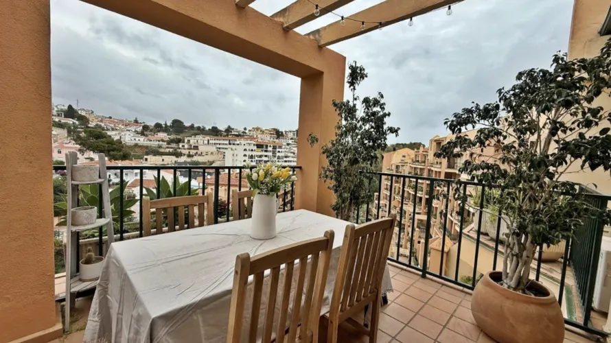 2 bedrooms duplex for sale , Fuengirola, Spain No. 631 № 10