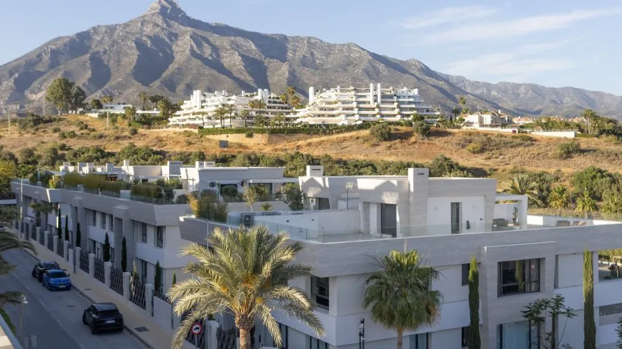 3 bedrooms penthouse for sale , Marbella, Spain No. 169 № 11