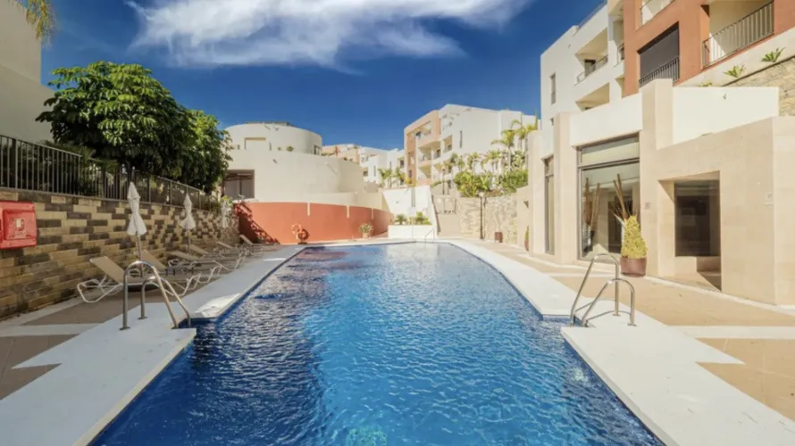 2 bedrooms apartment for sale , Marbella, Spain No. 538 № 1