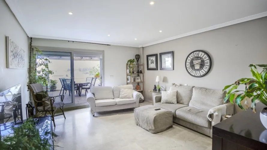 2 bedrooms penthouse for sale , Estepona, Spain No. 484 № 14