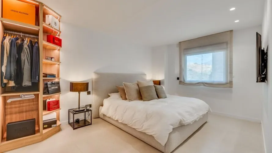 4 bedrooms duplex for sale , Marbella, Spain No. 421 № 8