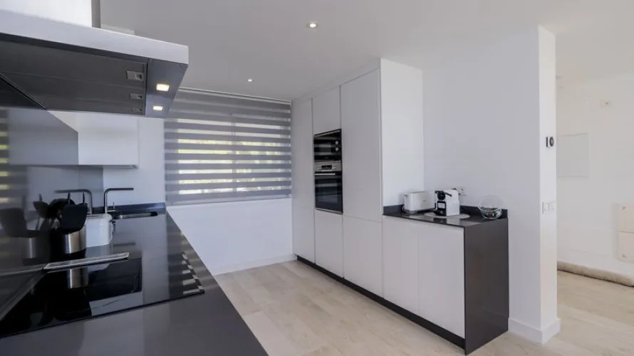 2 bedrooms apartment for sale , Estepona, Spain No. 655 № 12