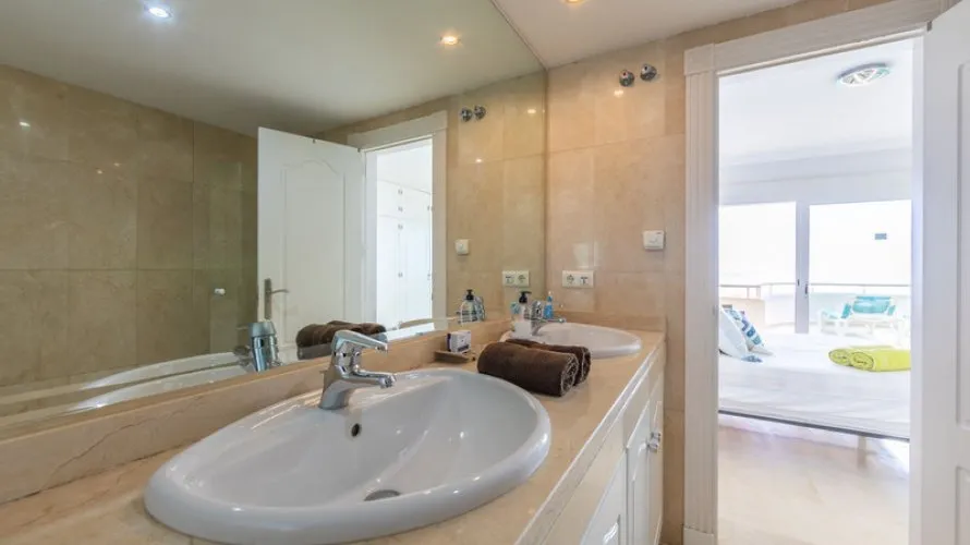 3 bedrooms penthouse for sale , Estepona, Spain No. 558 № 13