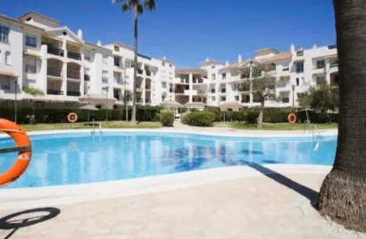 2 bedrooms apartment for sale , Cortes (San Pedro De Alcantara), Spain No. 652