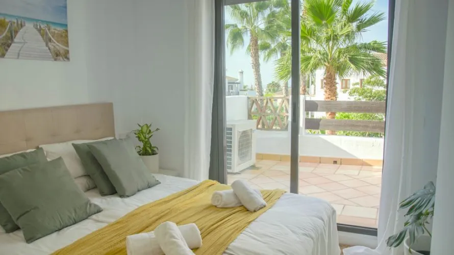 2 bedrooms apartment for sale , Estepona, Spain No. 339 № 6