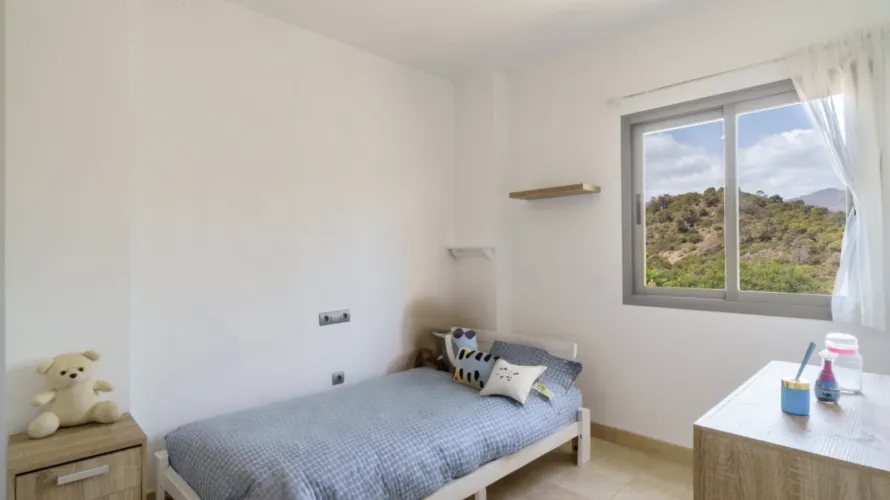 3 bedrooms apartment for sale , Estepona, Spain No. 473 № 22