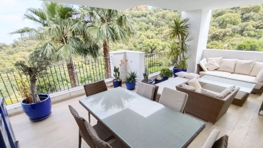 3 bedrooms apartment for sale , Marbella, Spain No. 725 № 4