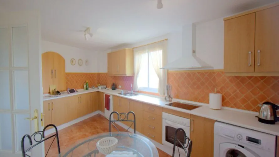 3 bedrooms penthouse for sale , Manilva, Spain No. 506 № 12