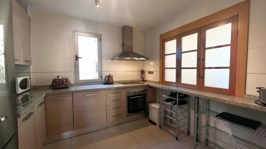 4 bedrooms duplex for sale , Estepona, Spain No. 640 № 16