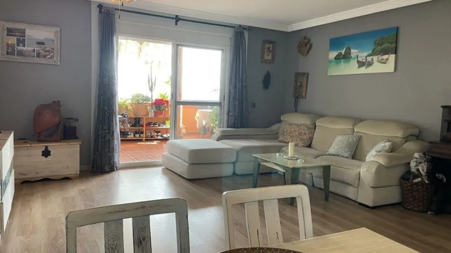3 bedrooms apartment for sale , Estepona, Spain No. 283 № 5