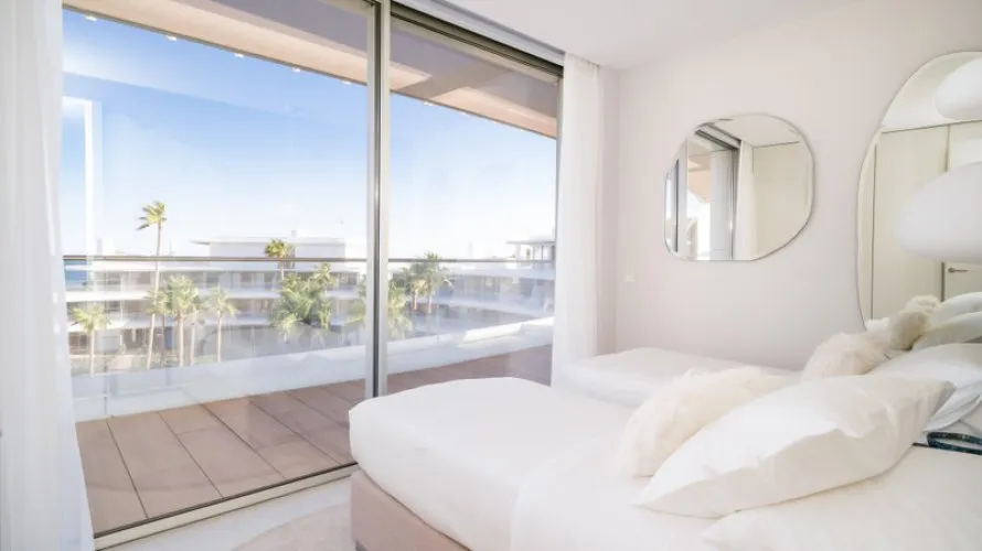 3 bedrooms penthouse for sale , Estepona, Spain No. 384 № 14