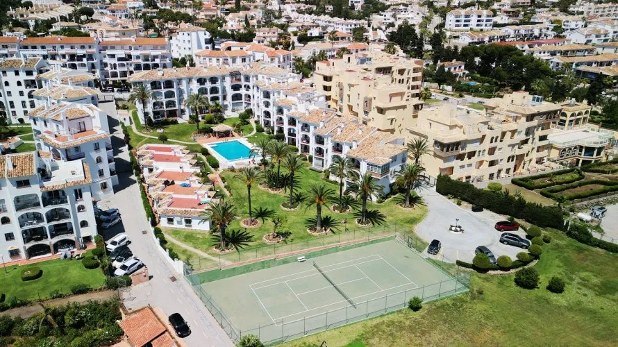 2 bedrooms apartment for sale , Mijas Costa, Spain No. 679 № 10