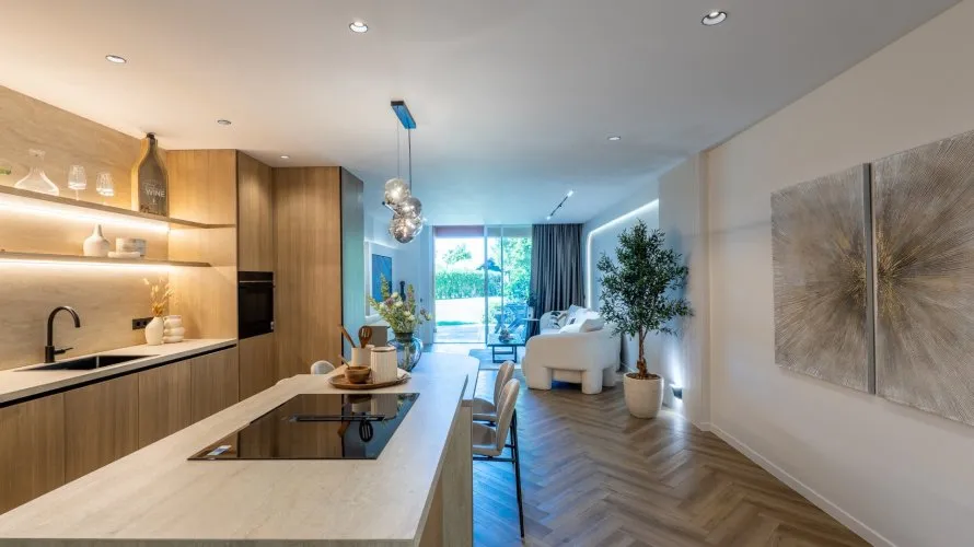 3 bedrooms apartment for sale , Nueva Andalucia, Spain No. 770 № 28