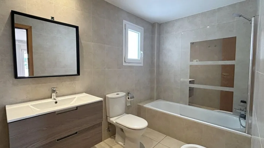 1 bedroom penthouse for sale , Nueva Andalucia, Spain No. 460 № 1