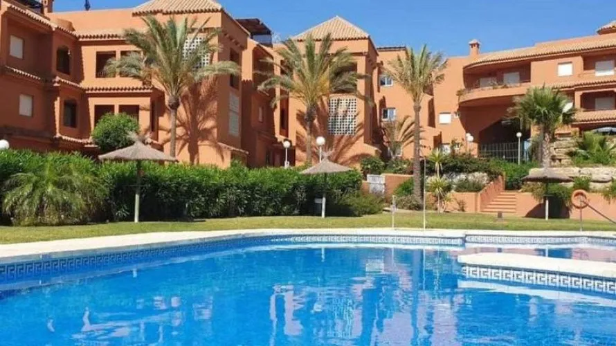 3 bedrooms penthouse for sale , Manilva, Spain No. 506 № 22