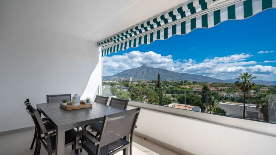 3 bedrooms apartment for sale , Nueva Andalucia, Spain No. 795 № 28