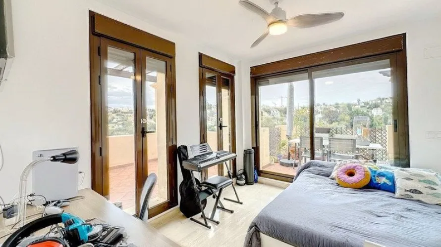 3 bedrooms duplex for sale , Estepona, Spain No. 497 № 9