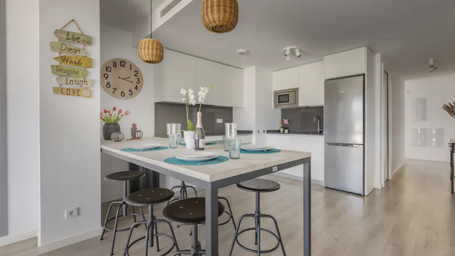 2 bedrooms penthouse for sale , Estepona, Spain No. 667 № 2