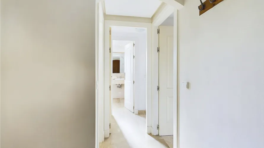 2 bedrooms apartment for sale , Estepona, Spain No. 440