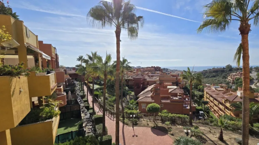 2 bedrooms apartment for sale , Marbella, Spain No. 727 № 24