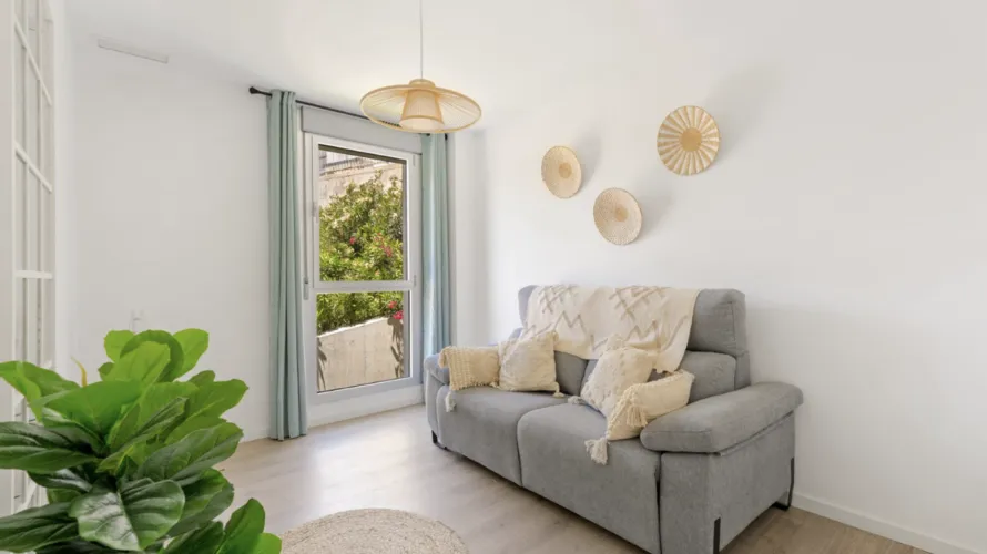 3 bedrooms apartment for sale , Estepona, Spain No. 713 № 1