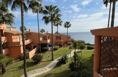 3 bedrooms apartment for sale , Estepona, Spain No. 283