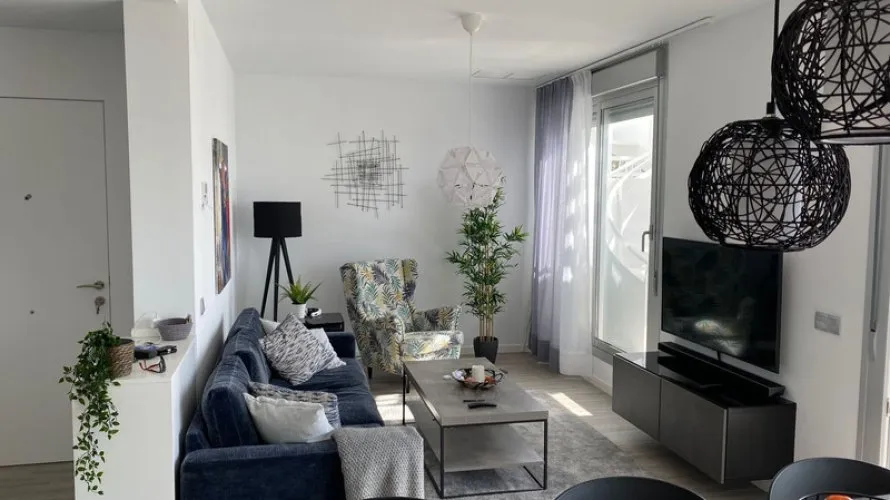 2 bedrooms apartment for sale , Estepona, Spain No. 446 № 3