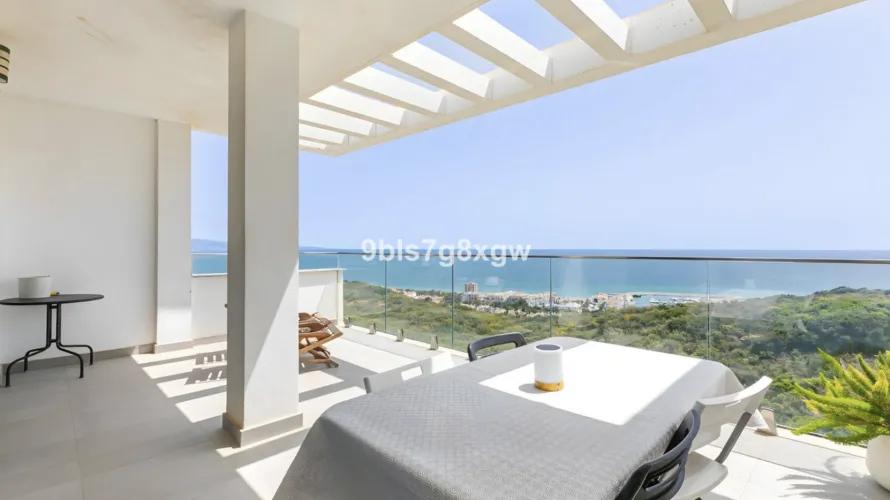 2 bedrooms penthouse for sale , Manilva, Spain No. 672