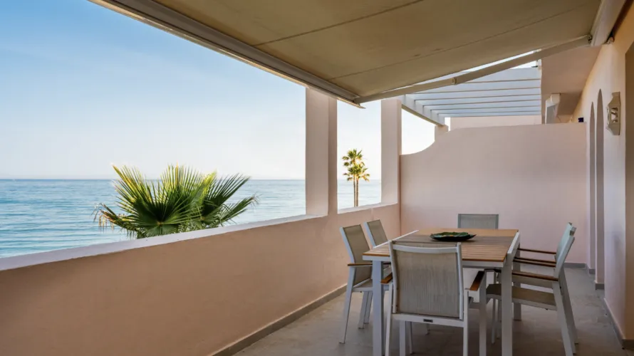 3 bedrooms apartment for sale , Estepona, Spain No. 792 № 3