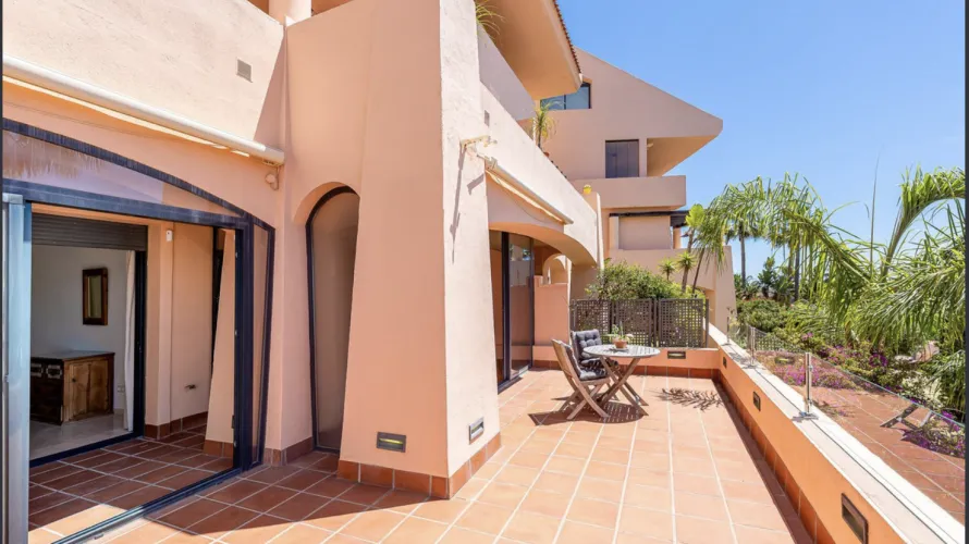 2 bedrooms apartment for sale , Mijas Costa, Spain No. 742 № 8